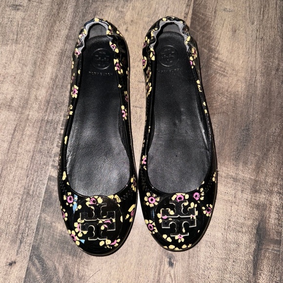 Tory Burch flats size 7 - Picture 2 of 2